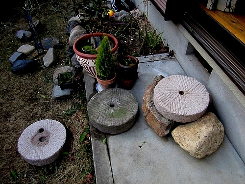 ishi-usu-millstones500 Japanese old traditional buckwheat (soba) mill stones.